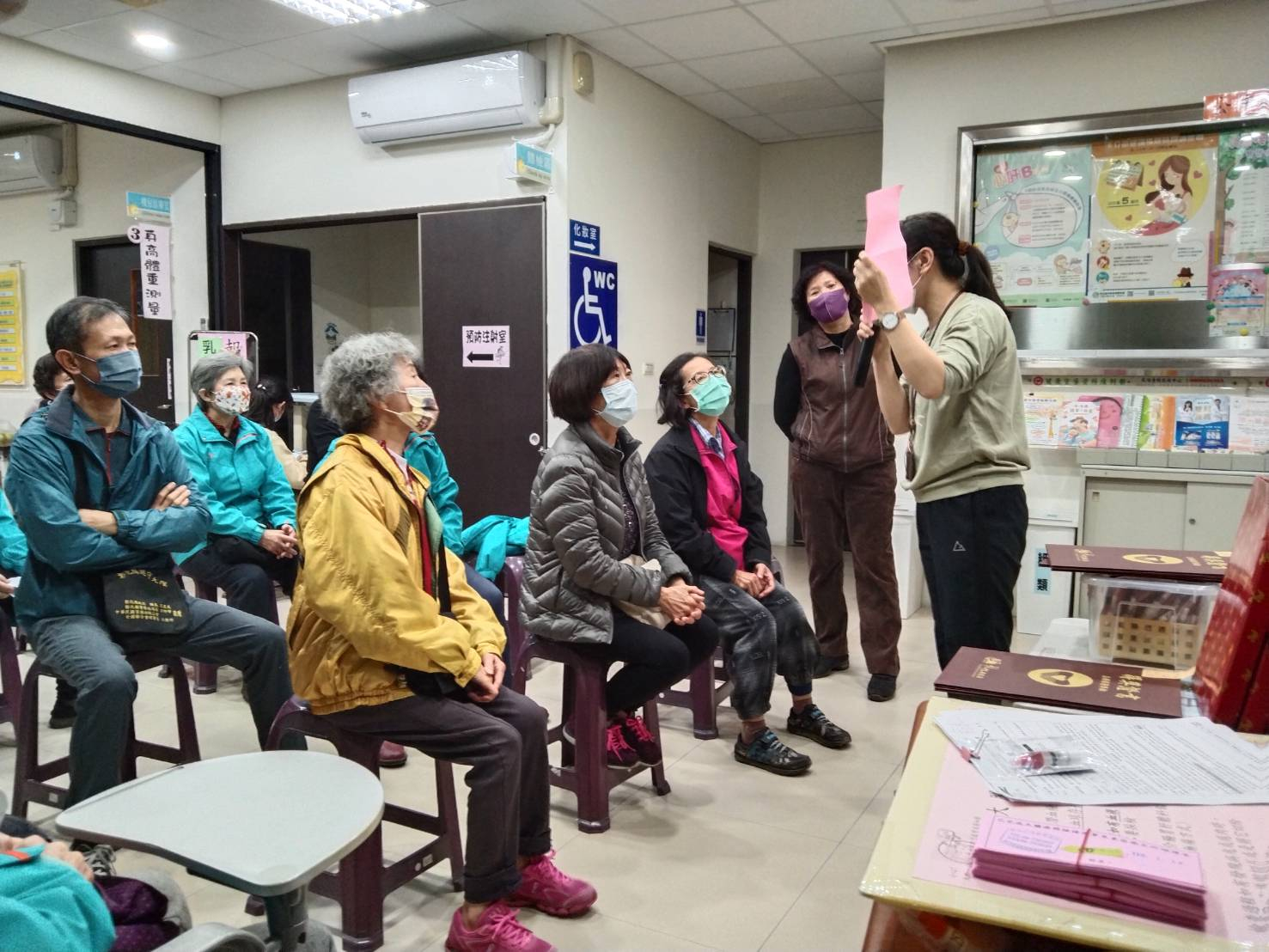 112.1.13志工聯繫會議照片1