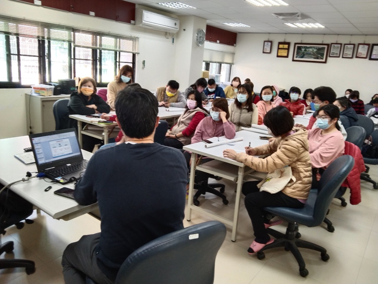 1120208校園防疫會議照片7