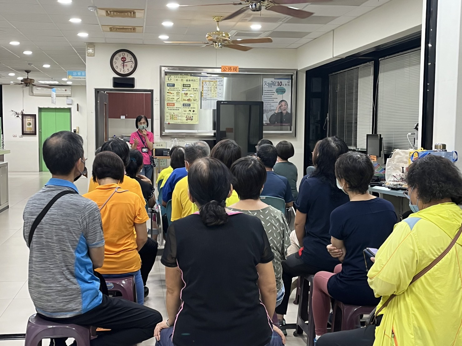 112.09.25志工聯繫會議照片4